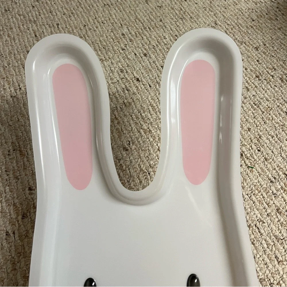 🐰TARGET: Medium/Large size Easter bunny serving tray, preowned.